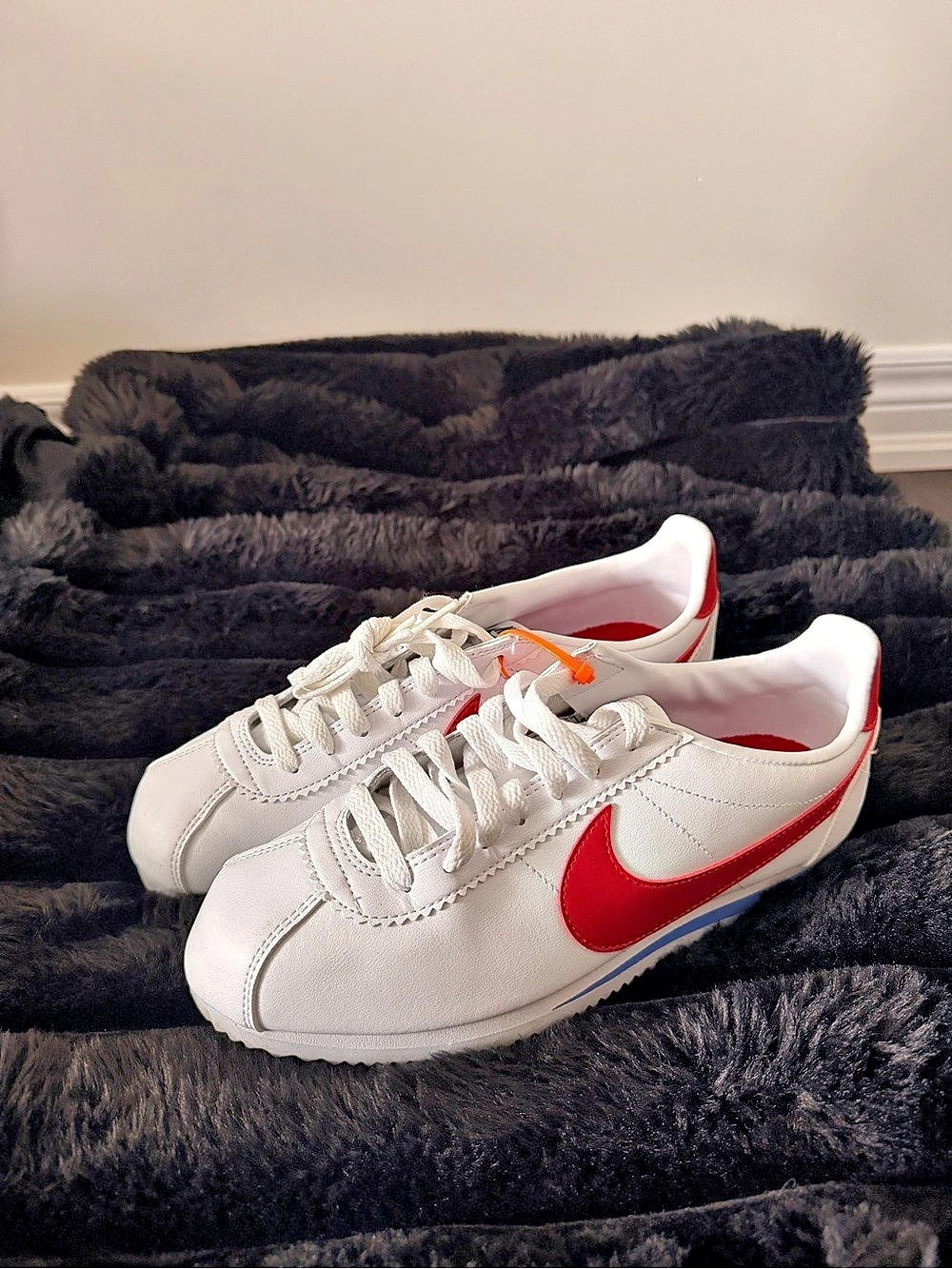 Nike Classic Cortez Leather Sneakers WM US 8.5